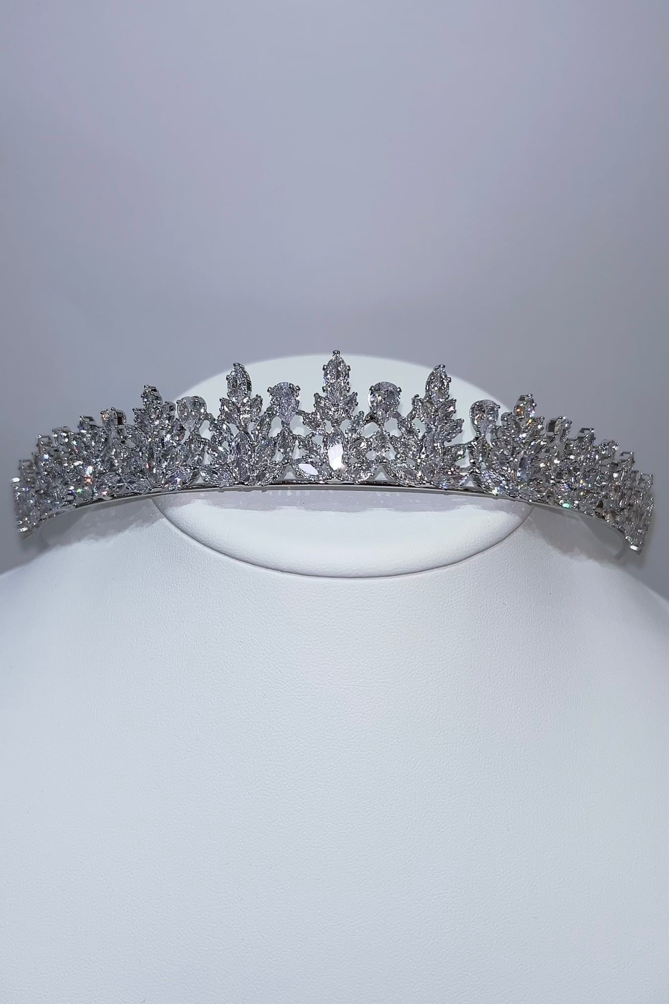 【ヘッドドレス】ジルコニアティアラ ~ブライダルティアラ~ ≪ZT-24≫【結婚式 ヘアアクセアリー】