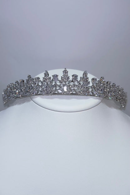 【ヘッドドレス】ジルコニアティアラ ~ブライダルティアラ~ ≪ZT-24≫【結婚式 ヘアアクセアリー】