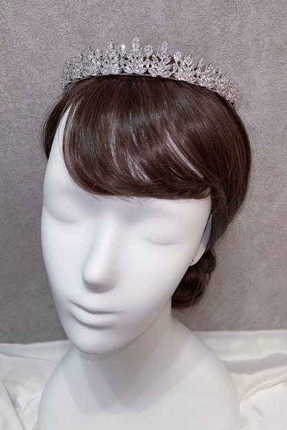 【送料無料】【ヘッドドレス】ジルコニアティアラ ~ブライダルティアラ~ ≪ZT-24≫【結婚式　ヘアアクセアリー】