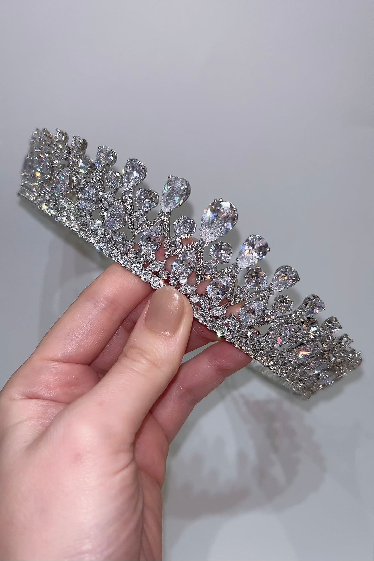 ジルコニアティアラ ~ブライダルティアラ~ ≪ZT-26≫【結婚式 ヘアアクセサリー】