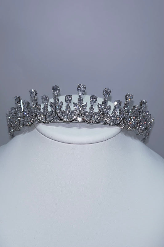 【ヘッドドレス】ジルコニアティアラ ~ブライダルティアラ~ ≪ZT-27≫【結婚式 ヘアアクセサリー】