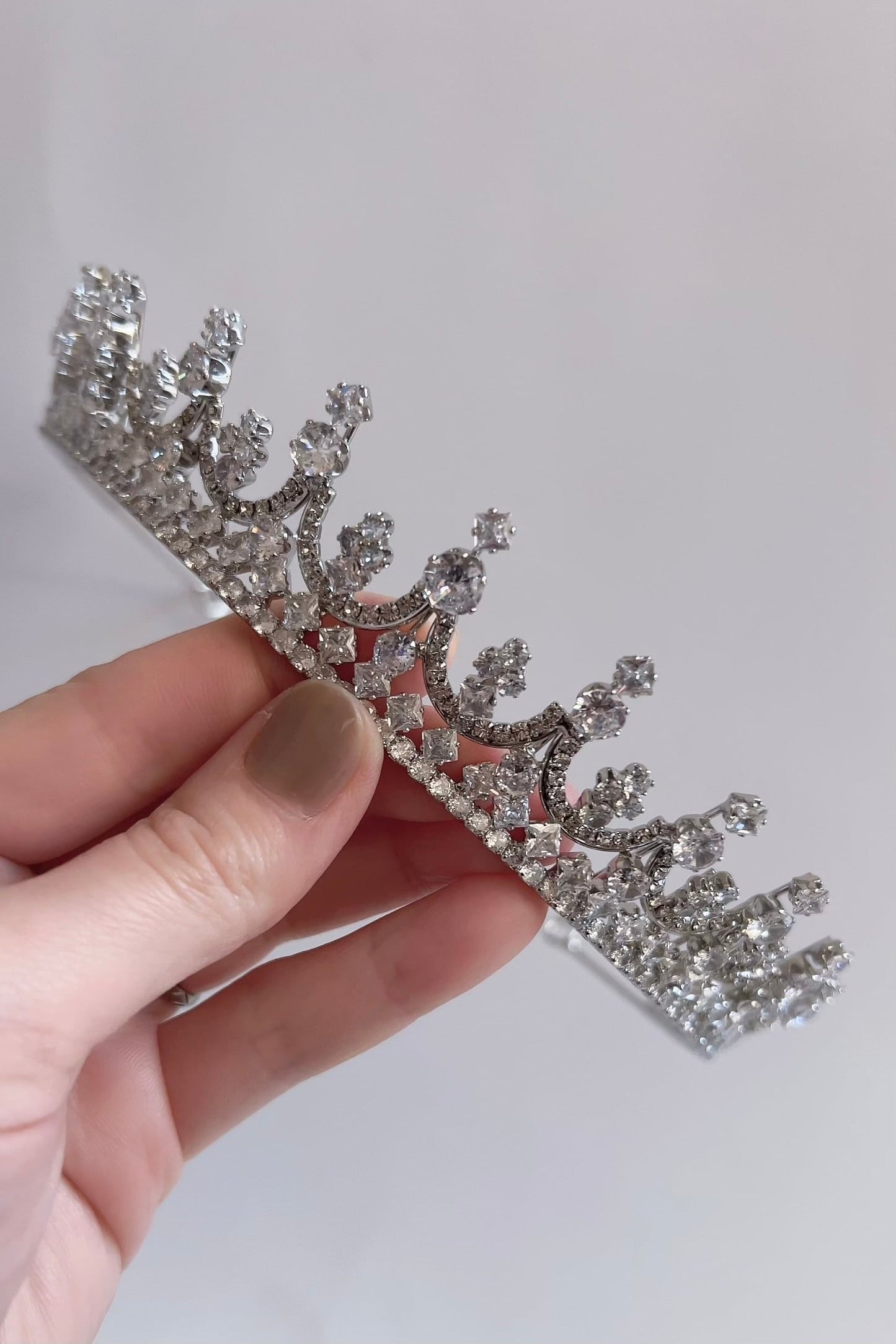 【ヘッドドレス】ジルコニアティアラ ~ブライダルティアラ~ ≪ZT-29≫