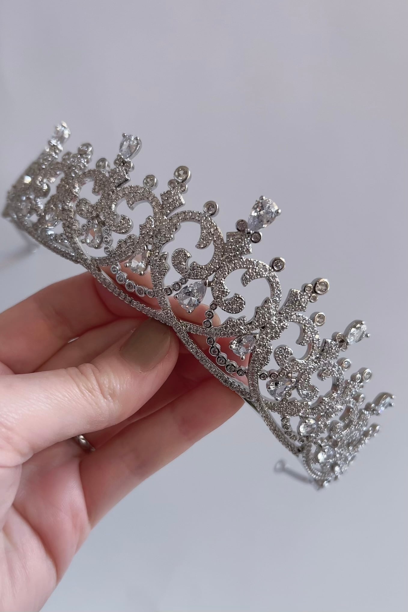 ジルコニアティアラ ~ブライダルティアラ~ ≪ZT-30≫【結婚式 ヘアアクセサリー】