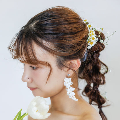ウエディングピアス イヤリング｜パール ビジュー｜お花 フラワーモチーフ｜ゴールド×ホワイト(BC-E101)【結婚式　アクセサリー　ピアス　イヤリング】