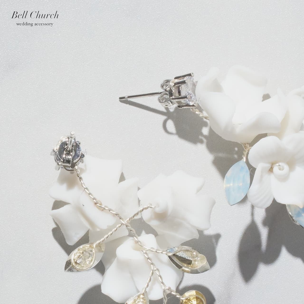 ウェディングピアス イヤリング｜ビーズ ビジュー｜お花 フラワーモチーフ｜シルバー×ホワイト(BC-E102)【結婚式　アクセサリー　ピアス　イヤリング】