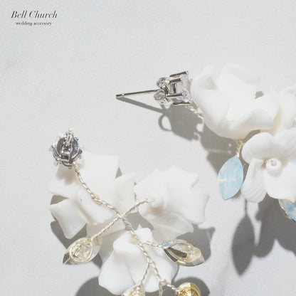 ウェディングピアス イヤリング｜ビーズ ビジュー｜お花 フラワーモチーフ｜シルバー×ホワイト(BC-E102)【結婚式　アクセサリー　ピアス　イヤリング】