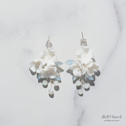 ウェディングピアス イヤリング｜ビーズ ビジュー｜お花 フラワーモチーフ｜シルバー×ホワイト(BC-E102)【結婚式　アクセサリー　ピアス　イヤリング】
