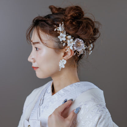 ウェディングピアス イヤリング｜ビーズ ビジュー｜お花 フラワーモチーフ｜ゴールド×ホワイト(BC-E103)【結婚式　アクセサリー　ピアス　イヤリング】