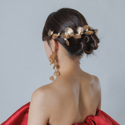 ウェディングピアス イヤリング｜ビジュー｜お花 フラワーモチーフ｜ゴールド(BC-E109)【結婚式　アクセサリー　ピアス　イヤリング】
