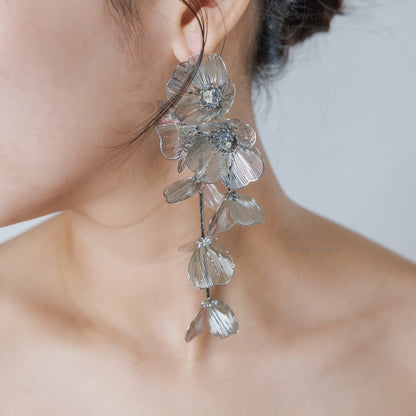 ウェディングピアス イヤリング｜ビジュー｜お花 フラワーモチーフ｜シルバー(BC-E110)【結婚式　アクセサリー　ピアス　イヤリング】