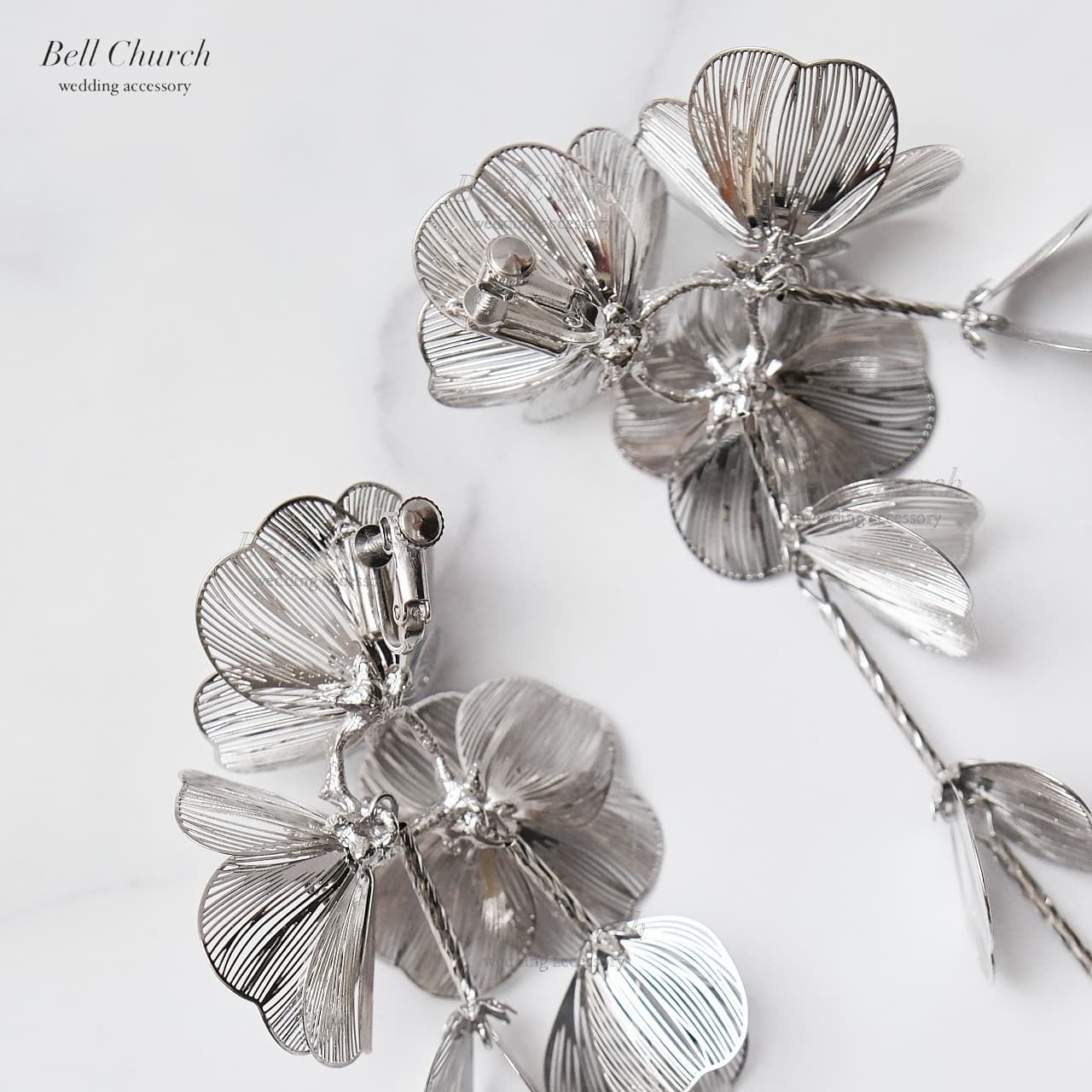 ウェディングピアス イヤリング｜ビジュー｜お花 フラワーモチーフ｜シルバー(BC-E110)【結婚式　アクセサリー　ピアス　イヤリング】