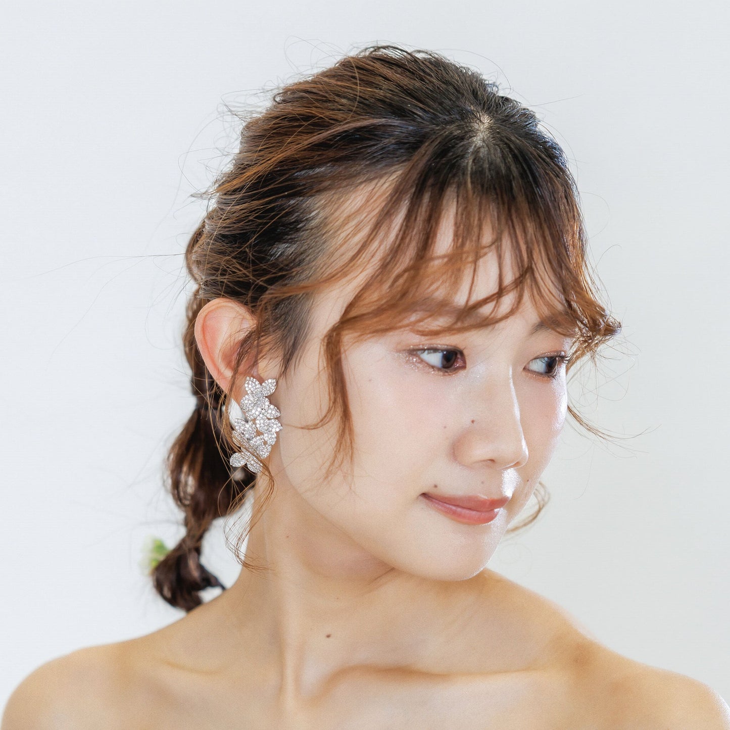 ブライダルピアス イヤリング｜ジルコニア｜フラワー お花モチーフ｜シルバー(BC-E114)【結婚式　アクセサリー　ピアス　イヤリング】