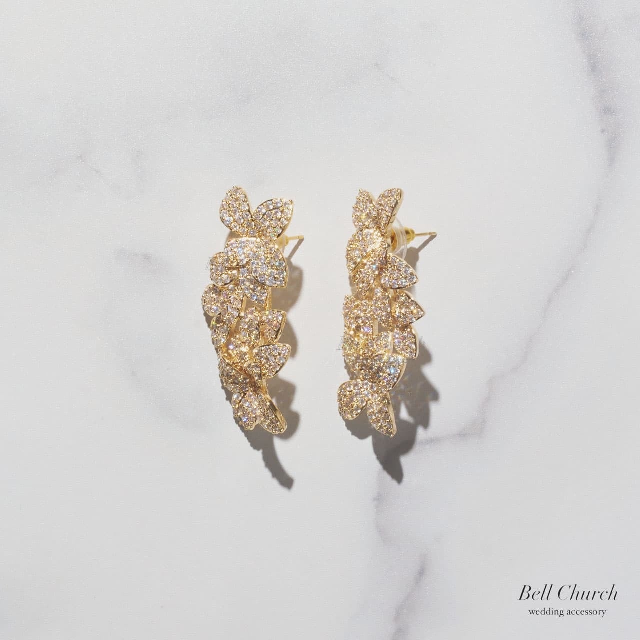 ブライダルピアス イヤリング｜ジルコニア｜フラワー お花モチーフ｜ゴールド(BC-E115)【結婚式　アクセサリー　ピアス　イヤリング】
