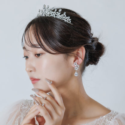 ブライダルピアス イヤリング｜ジルコニア｜フラワー お花モチーフ｜シルバー(BC-E116)【結婚式　アクセサリー　ピアス　イヤリング】