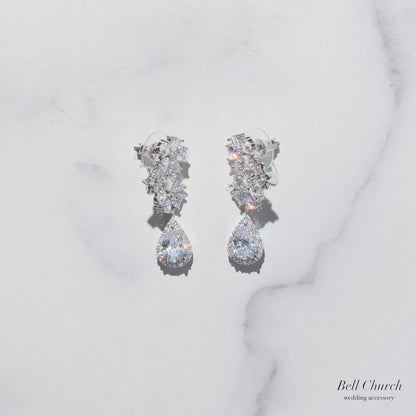 ブライダルピアス イヤリング｜ジルコニア｜フラワー お花モチーフ｜シルバー(BC-E116)【結婚式　アクセサリー　ピアス　イヤリング】