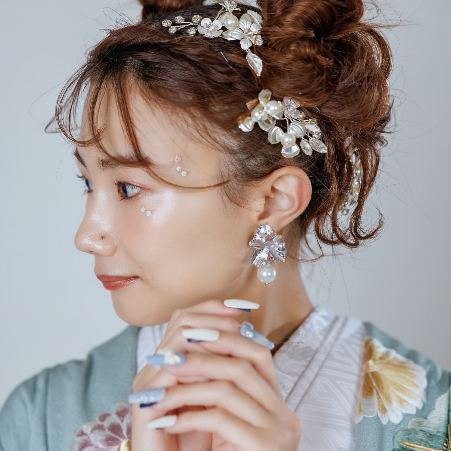 ウエディング ピアス イヤリング｜ニッケルフリー メタル パール｜フラワー お花モチーフ ボリューム｜シルバー (BC-E129)【結婚式　アクセサリー　ピアス　イヤリング】