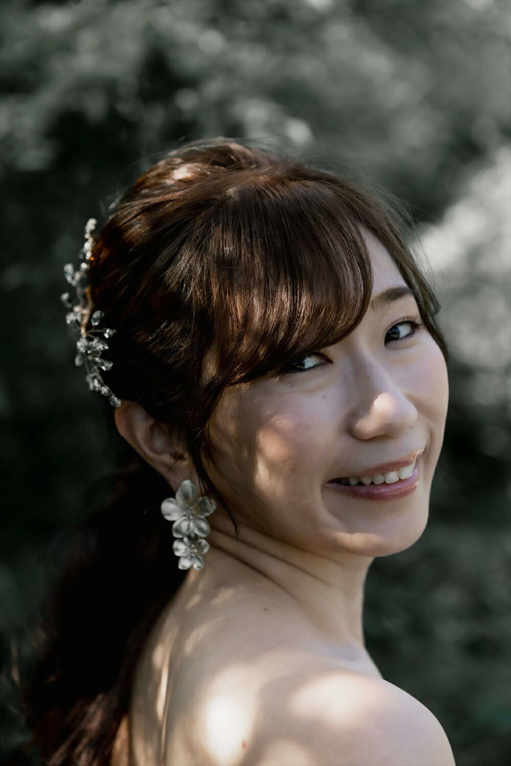 ウェディングピアス　イヤリング |お花モチーフ｜ゴールド (BC-E26)【結婚式　アクセサリー　ピアス　イヤリング】