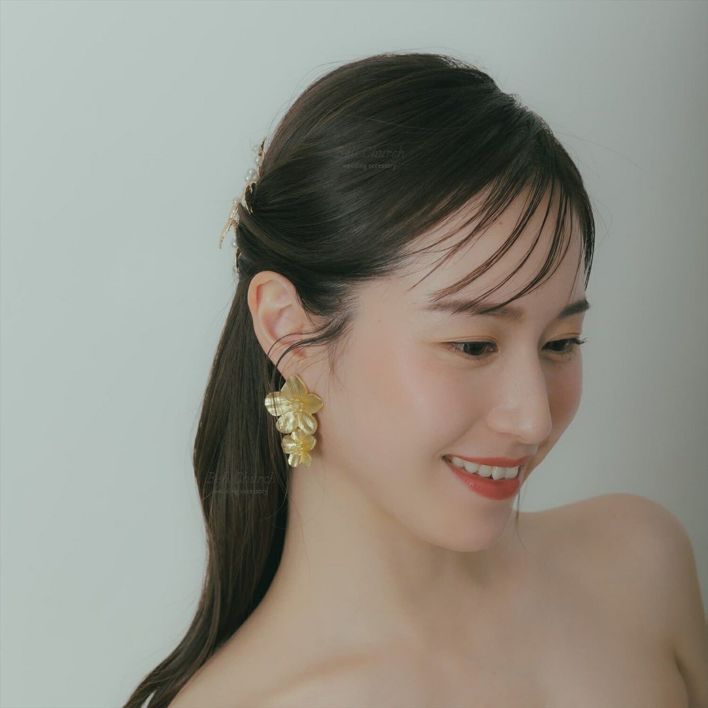 ウェディングピアス　イヤリング |お花モチーフ｜ゴールド (BC-E26)【結婚式　アクセサリー　ピアス　イヤリング】