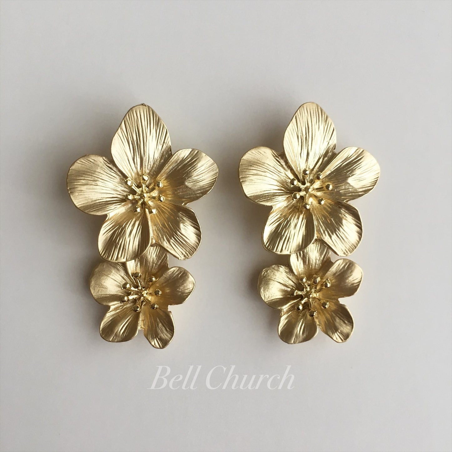 ウェディングピアス　イヤリング |お花モチーフ｜ゴールド (BC-E26)【結婚式　アクセサリー　ピアス　イヤリング】