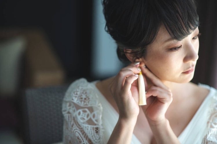 タッセルピアス　イヤリング |ホワイト ゴールド (BC-E30)｜ウェディングアクセサリー【結婚式　アクセサリー　ピアス　イヤリング】