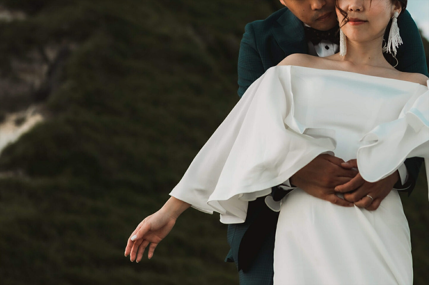 ビーズタッセルピアス　イヤリング | ベージュ (BC-E33)｜ウェディングアクセサリー【結婚式　アクセサリー　ピアス　イヤリング】