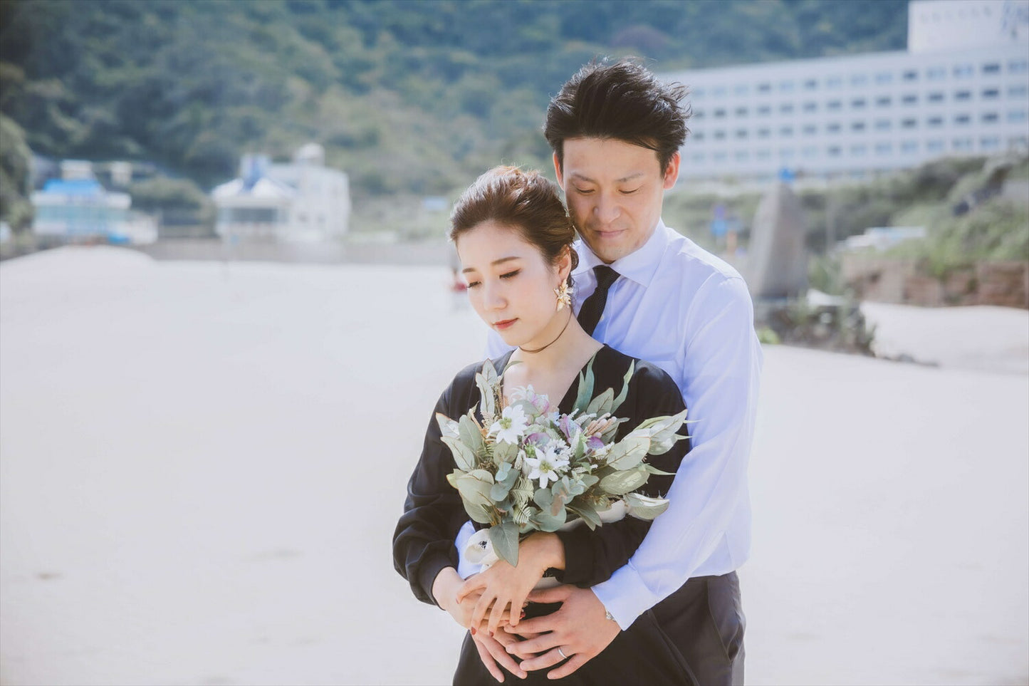ウェディングピアス　イヤリング |お花モチーフ｜ゴールド (BC-E38)【結婚式　アクセサリー　ピアス　イヤリング】