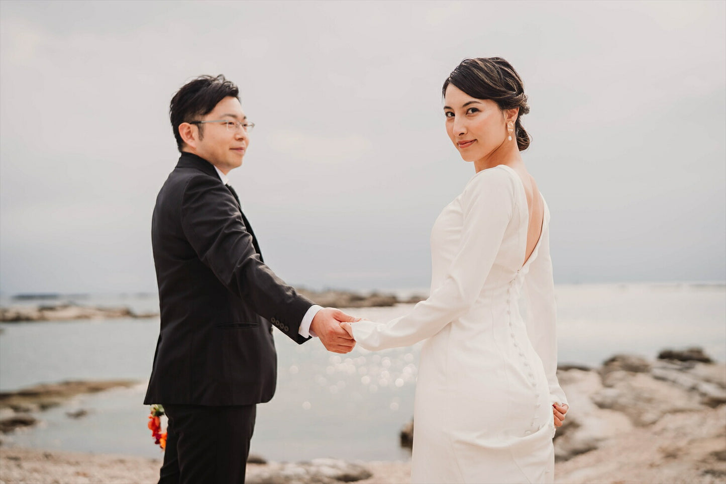 ウェディングピアス　イヤリング |バロックパール｜ゴールド 槌目模様 (BC-E41)【結婚式　アクセサリー　ピアス　イヤリング】