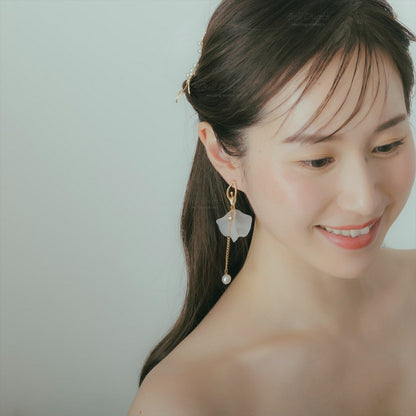 ウェディングピアス　イヤリング |お花モチーフ｜パール キュービックジルコニア｜ホワイト×ゴールド (BC-E46)【結婚式　アクセサリー　ピアス　イヤリング】