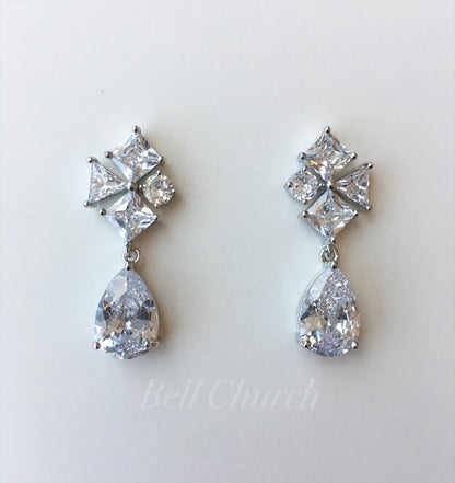 ウェディングピアス　イヤリング |クリスタル キュービックジルコニア (BC-E4)【結婚式　アクセサリー　ピアス　イヤリング】