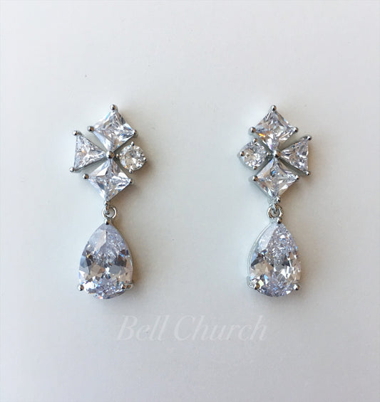 ウェディングピアス　イヤリング |クリスタル キュービックジルコニア (BC-E4)【結婚式　アクセサリー　ピアス　イヤリング】