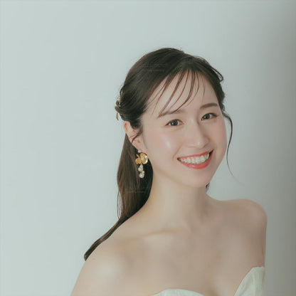 ブライダルピアス　イヤリング |お花モチーフ｜パール｜ゴールド (BC-E53)【結婚式　アクセサリー　ピアス　イヤリング】