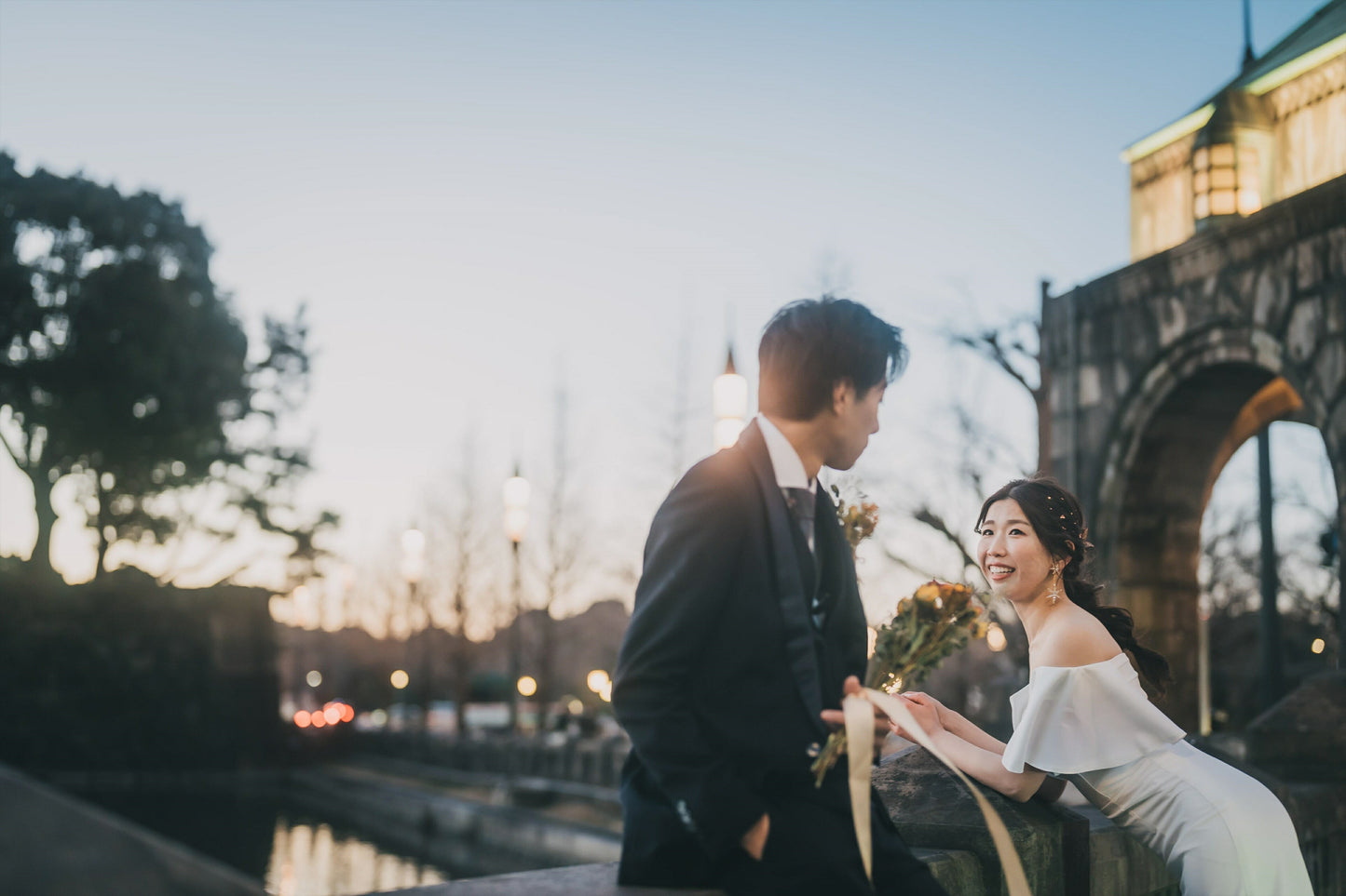 ウェディング ピアス イヤリング｜星(スター) モチーフ｜ビジュー ラインストーン｜2連 ロング｜ゴールド (BC-E54)【結婚式　アクセサリー　ピアス　イヤリング】