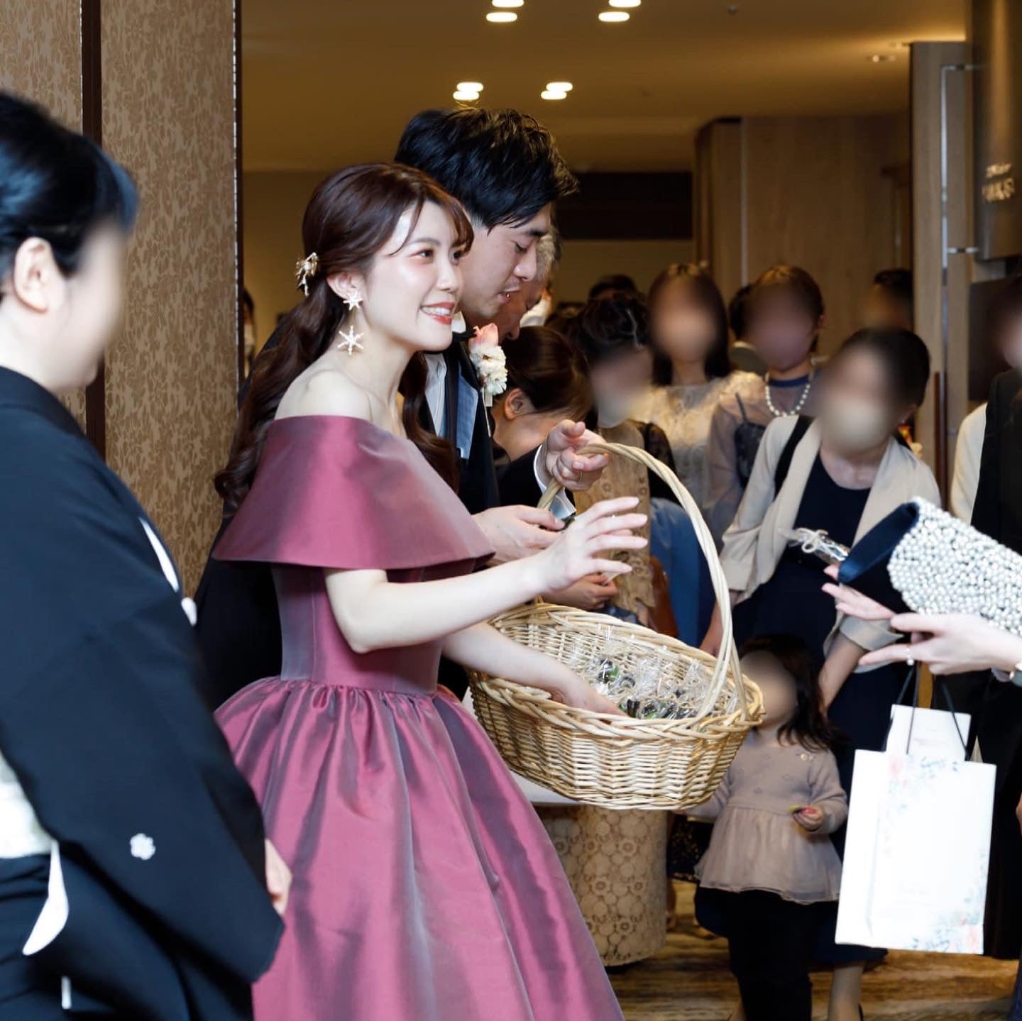 ウェディング ピアス イヤリング｜星(スター) モチーフ｜ビジュー ラインストーン｜2連 ロング｜ゴールド (BC-E54)【結婚式　アクセサリー　ピアス　イヤリング】