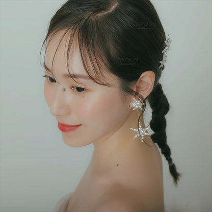 ウェディング ピアス イヤリング｜星(スター) モチーフ｜ビジュー ラインストーン｜2連 ロング｜シルバー (BC-E55)【結婚式　アクセサリー　ピアス　イヤリング】