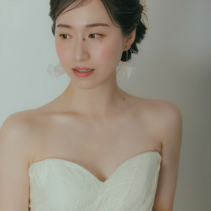 ピアス | お花モチーフ | ホワイト×ゴールド | (BC-E59)【結婚式　アクセサリー　ピアス】