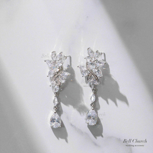 ピアス　イヤリング | キュービックジルコニア | シルバー | (BC-E64)【結婚式　アクセサリー　ピアス　イヤリング】