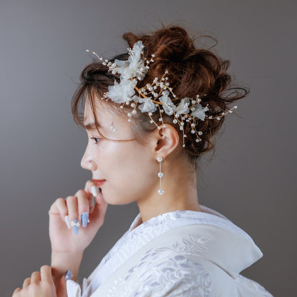 3連パールピアス　イヤリング | バロックパール | ゴールド×ホワイト | (BC-E65)【結婚式　アクセサリー　ピアス　イヤリング】