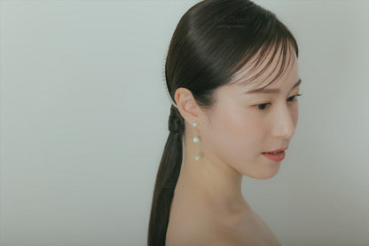 3連パールピアス　イヤリング | バロックパール | ゴールド×ホワイト | (BC-E65)【結婚式　アクセサリー　ピアス　イヤリング】