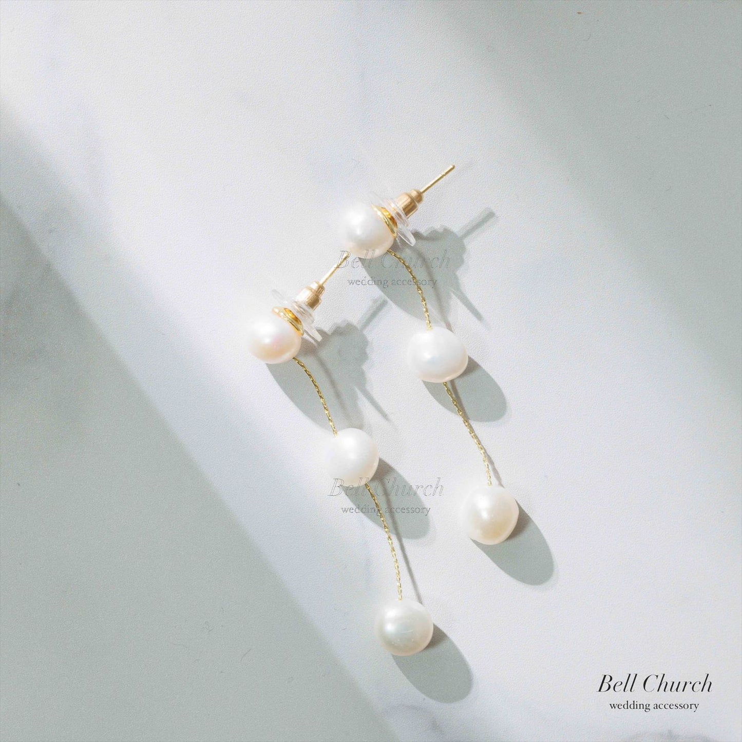 3連パールピアス　イヤリング | バロックパール | ゴールド×ホワイト | (BC-E65)【結婚式　アクセサリー　ピアス　イヤリング】