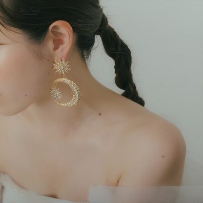 ピアス　イヤリング | ジルコニア | 星&月モチーフ | ゴールド | (BC-E66)【結婚式　アクセサリー　ピアス　イヤリング】