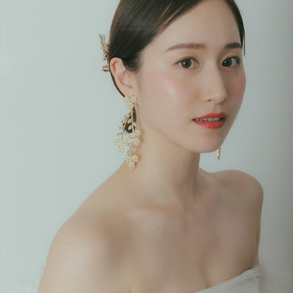 ピアス　イヤリング | ジルコニア | お花モチーフ | ゴールド | (BC-E70)【結婚式　アクセサリー　ピアス　イヤリング】