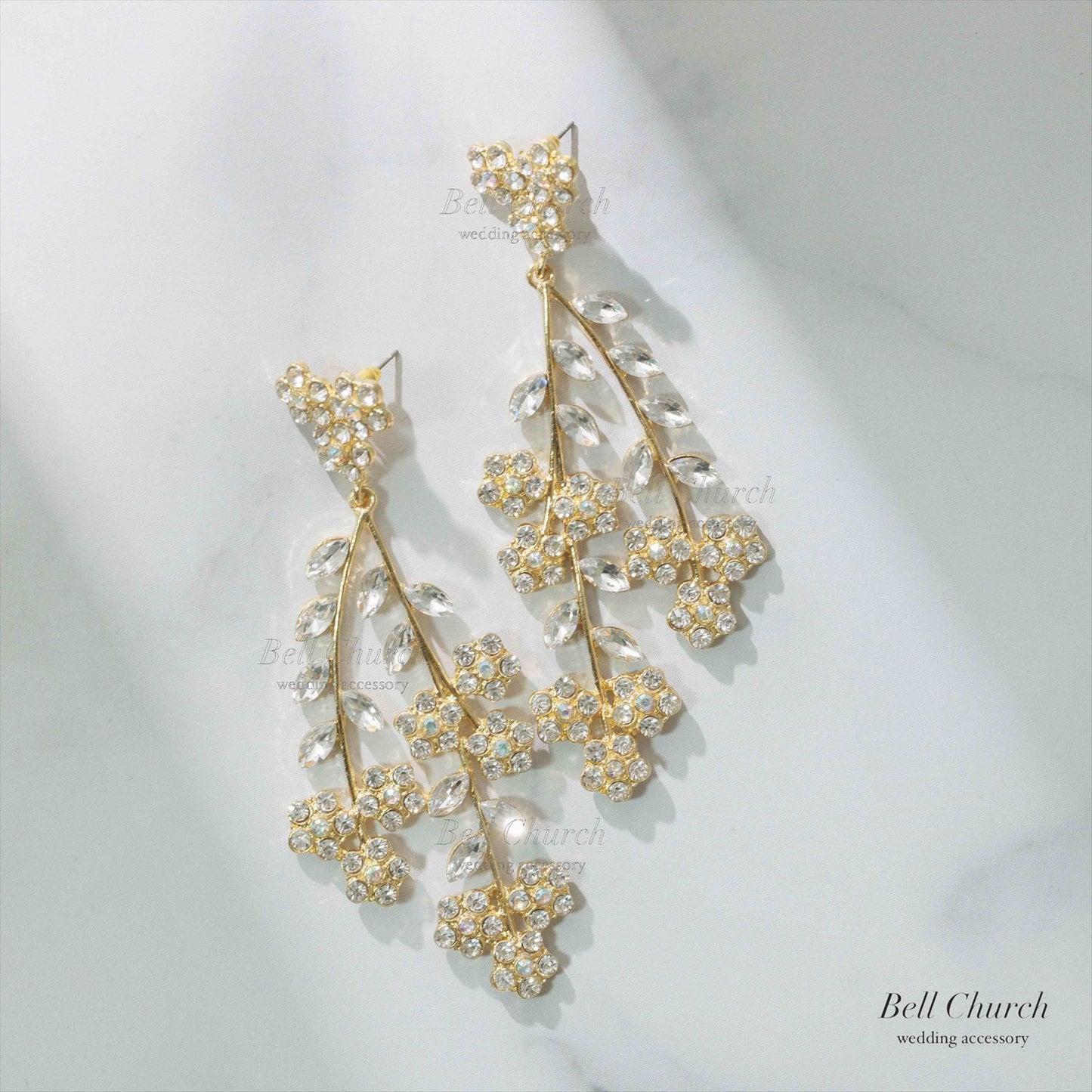 ピアス　イヤリング | ジルコニア | お花モチーフ | ゴールド | (BC-E70)【結婚式　アクセサリー　ピアス　イヤリング】