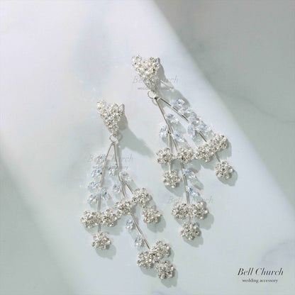 ピアス　イヤリング | ジルコニア | お花モチーフ | シルバー | (BC-E71)【結婚式　アクセサリー　ピアス　イヤリング】