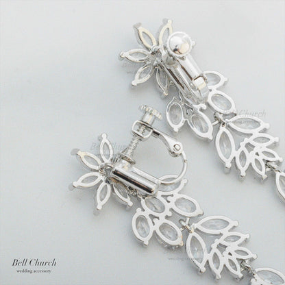 ピアス　イヤリング | キュービックジルコニア | お花モチーフ | シルバー | (BC-E74)【結婚式　アクセサリー　ピアス　イヤリング】