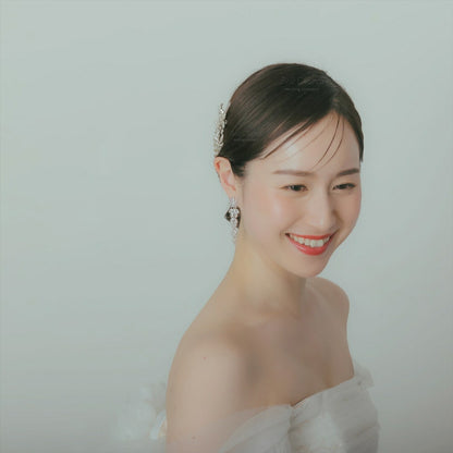 ピアス　イヤリング | キュービックジルコニア | お花モチーフ | シルバー | (BC-E74)【結婚式　アクセサリー　ピアス　イヤリング】