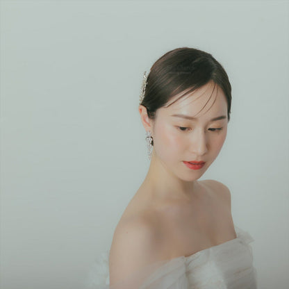 ピアス　イヤリング | キュービックジルコニア | お花モチーフ | シルバー | (BC-E74)【結婚式　アクセサリー　ピアス　イヤリング】