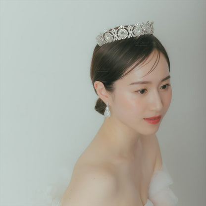 ピアス　イヤリング | キュービックジルコニア | シルバー | (BC-E82)【結婚式　アクセサリー　ピアス　イヤリング】