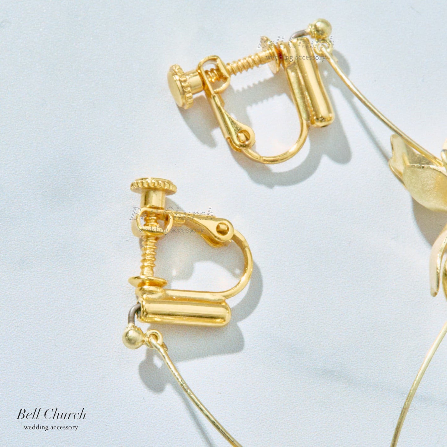 ウェディング ピアス イヤリング｜ニッケルフリー ロングピアス 揺れる メタル ペタル お花 リーフ パール チタンポスト ニュアンス 金属アレルギー｜ゴールド (BC-E85)【結婚式　アクセサリー  ピアス　イヤリング】