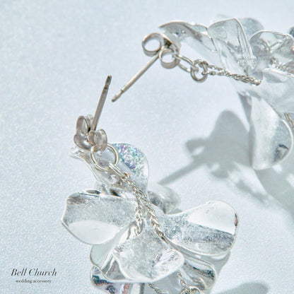 ウェディング ピアス イヤリング｜ニッケルフリー ロングピアス 揺れる メタル チェーン ペタル お花 リーフ チタンポスト ニュアンス 金属アレルギー｜シルバー (BC-E88)【結婚式　アクセサリー　ピアス　イヤリング】