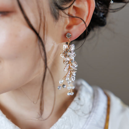 ウェディングピアス イヤリング｜ラインストーン パール｜フラワー お花モチーフ｜ゴールド(BC-E91)【結婚式　アクセサリー　ピアス　イヤリング】